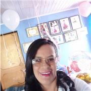 Profesora de español con excelente carisma para niños